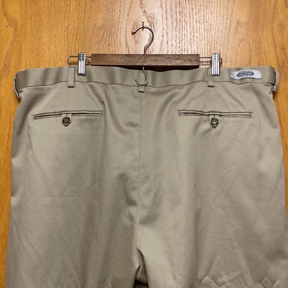 Roundtree & Yorke Men’s dress slacks size 44/29 with comfort waistband - Picture 6 of 6